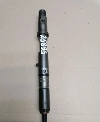 Audi A6 S6 C5 4B Fuel injector 059130201D 0432133805