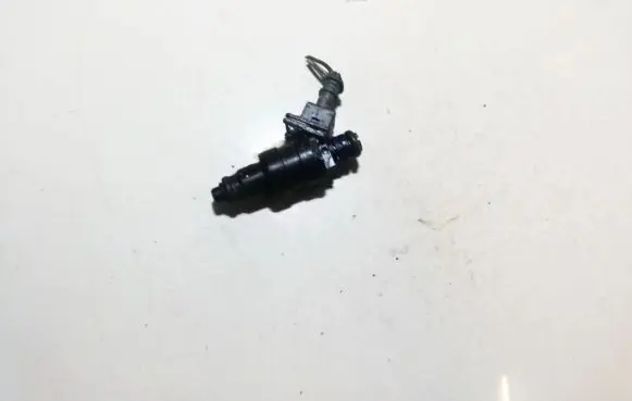 Renault Megane I Fuel injector 866313 323h