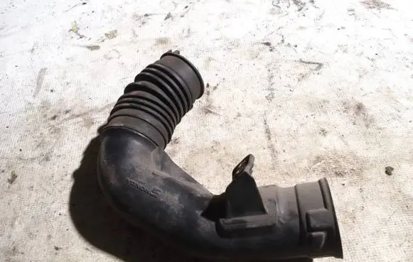 Honda Civic Air intake hose/pipe