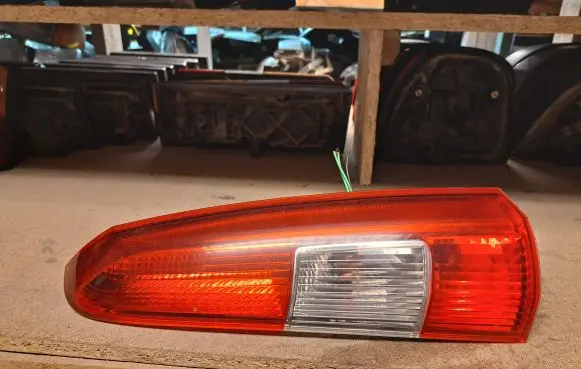Volvo V70 Rear/tail lights 9154494 152844