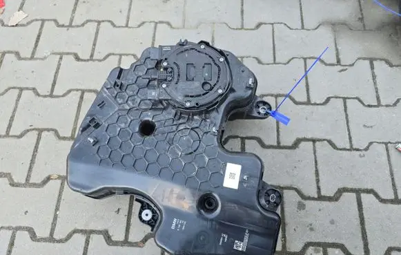 Audi A5 AdBlue liquid reservoir 8740421 5A25DC5