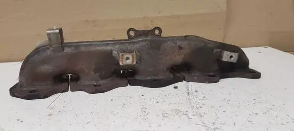 Ford Focus Exhaust manifold 9671093680