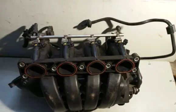 Opel Vectra C Intake manifold 55353314 0185191 2902001799