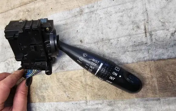 Toyota Corolla Verso E121 Wiper control stalk 1A830 173699
