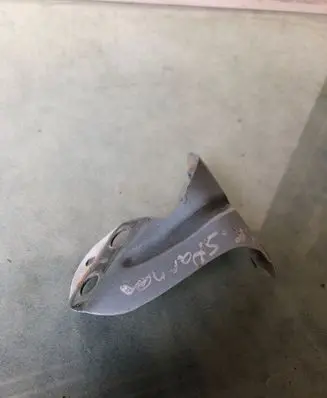 Seat Arona Fender mounting bracket 6f9821167a