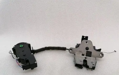 Aston Martin Vanquish V12 Tailgate/trunk/boot lock/catch/latch DD4314B529AD