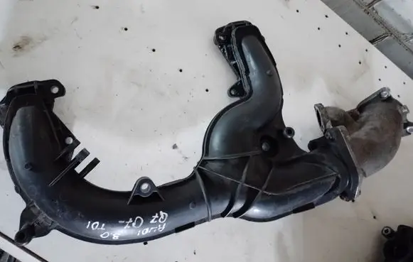 Audi Q7 4L Intake manifold 059145762B