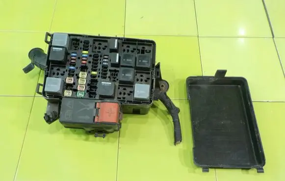 Ford Transit Fuse box set BK3T9K499BBB BEZPIECZNIKOW