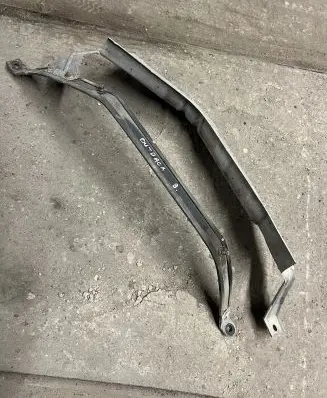 Subaru Outback Fuel tank mounting bracket 