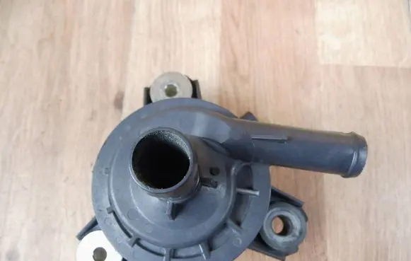 Mitsubishi Outlander Water pump 9499B791 21141010420