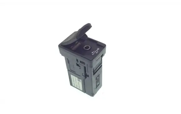 Toyota Hilux (AN10, AN20, AN30) USB socket connector 861900K010A