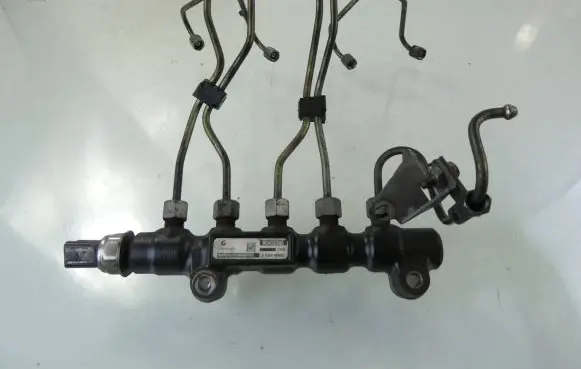 Peugeot 5008 Fuel main line pipe 9654592680