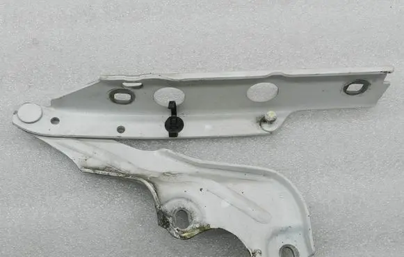 Audi A6 Allroad C7 Engine bonnet/hood hinges 4G8823301E 4G8823301