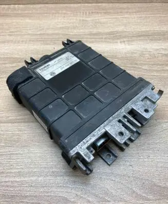 Volkswagen PASSAT B4 Engine control unit/module ECU 037906022GD 5WP4130 Used