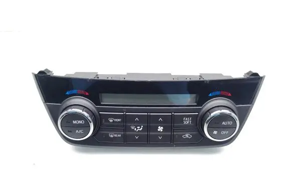 Toyota RAV 4 (XA40) Climate control unit 5590042440 9451L68