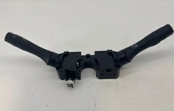 Nissan Juke I F15 Wiper turn signal indicator stalk/switch 45273N