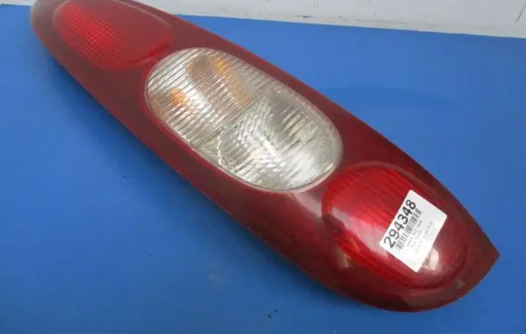 KIA Clarus Rear/tail lights