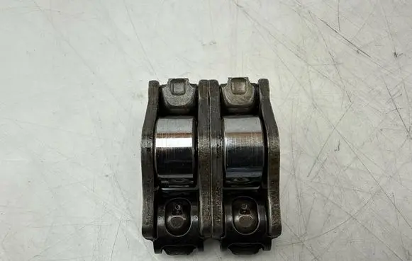 Volkswagen Golf VII Valve rocker arm 