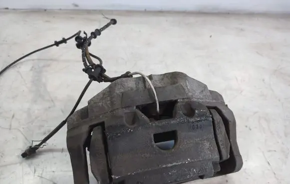 Jaguar XJ X351 Front brake caliper