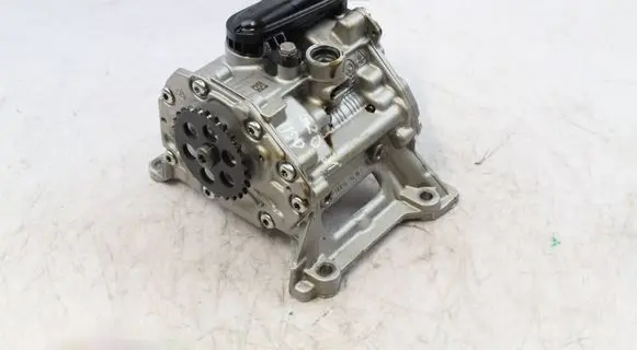 BMW 3 G20 G21 Oil pump 9895359 11419895359