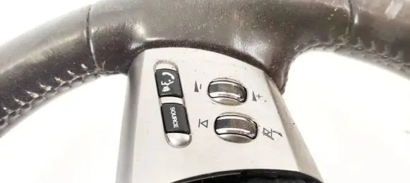 Jaguar XF Steering wheel buttons/switches 