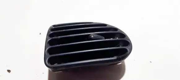 Peugeot 206 Dash center air vent grill