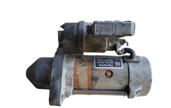 Toyota Avensis T250 Starter motor 281000G040