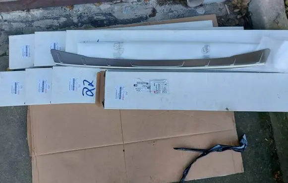 Toyota C-HR I Rear bumper trim bar molding PW17810001