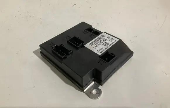 Mercedes-Benz E W211 Comfort/convenience module 2115455332
