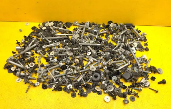 BMW 3 G20 G21 Nuts/bolts 