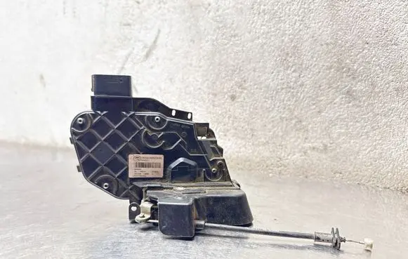 Ford Galaxy Rear door lock 8M2AR26413EC A048317 970355