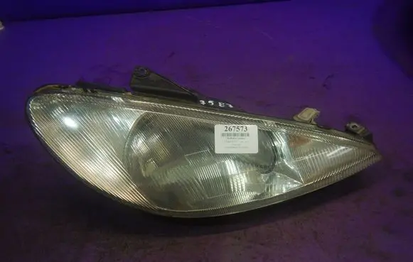 Peugeot 206 Headlight/headlamp 9640559480