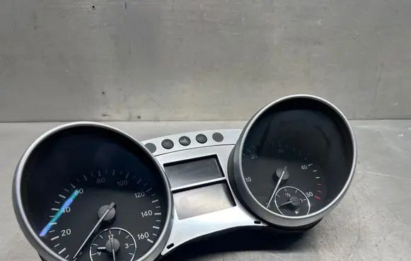 Mercedes-Benz ML W164 Speedometer (instrument cluster) A2515402748 A2515407511 A2514420521