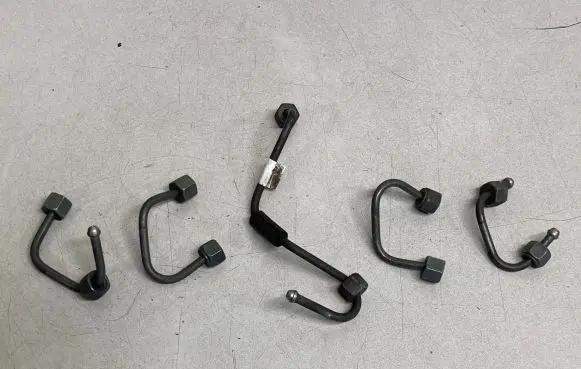 Renault Scenic II - Grand scenic II Fuel injector supply line/pipe 