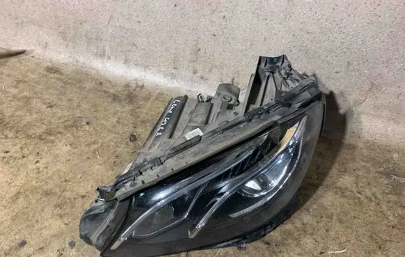 Headlight/headlamp