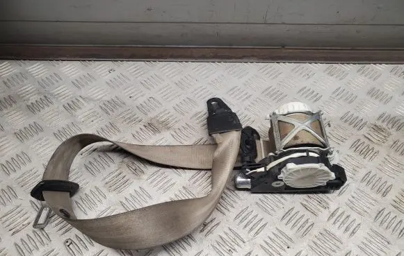 Audi Q7 4L Front seatbelt 4L1857706A