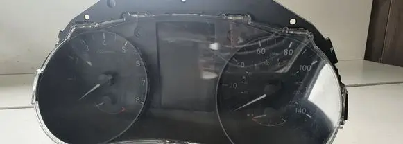 Nissan Qashqai Speedometer (instrument cluster)