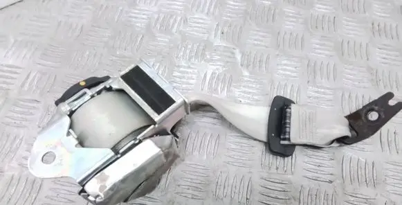 Volvo S90, V90 Rear seatbelt 39836047