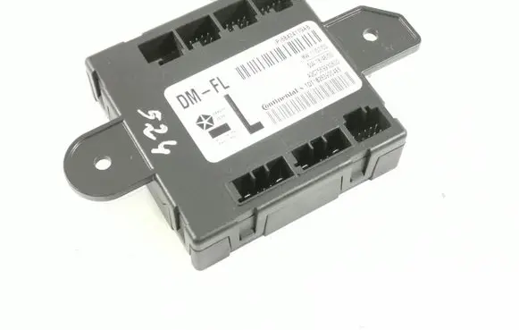 Dodge RAM Door control unit/module 68424179AB