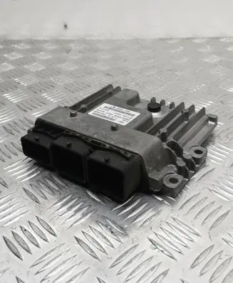 Ford Mondeo MK IV Engine control unit/module 28316180 97RI010012 BG9112A650SG