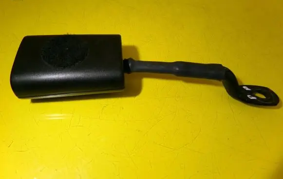 Alfa Romeo 147 Front seatbelt buckle C481-150305 1002547