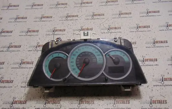 Toyota Corolla Verso AR10 Speedometer (instrument cluster) 838000F082