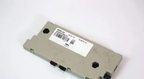 BMW 6 F12 F13 Aerial antenna amplifier 65209257380 9257380