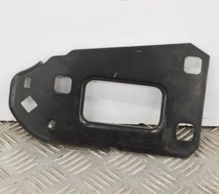 Audi A4 S4 B8 8K Front bumper mounting bracket 8K0805499