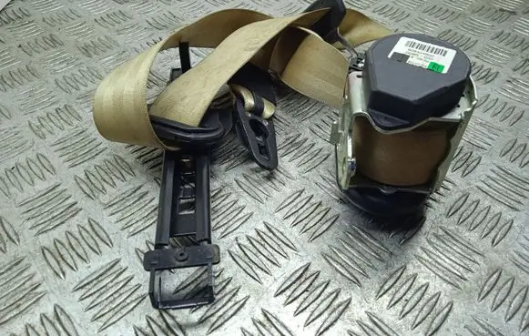 Audi A6 S6 C6 4F Rear seatbelt 6009173