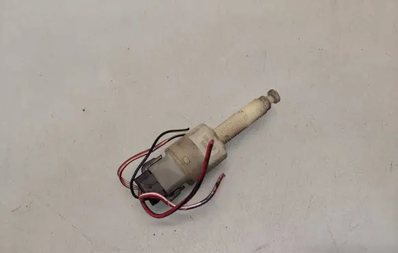 Audi A8 S8 D2 4D Brake pedal sensor switch B54573
