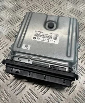 BMW 5 F10 F11 Engine control unit/module 8572874 1039S58285 030310724