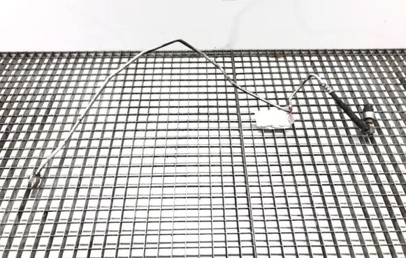 Air conditioning (A/C) pipe/hose