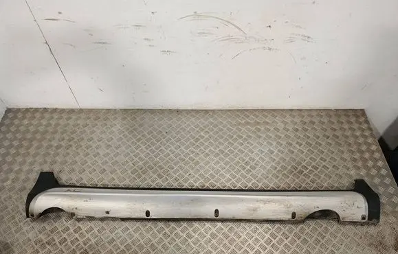 Volvo XC60 Sill 