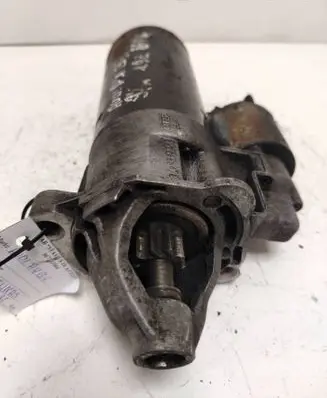 Audi A4 S4 B5 8D Starter motor 1005821478